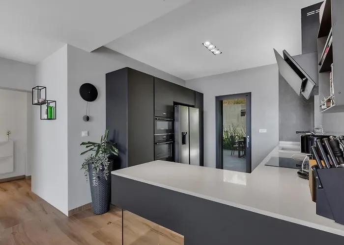 Villa Grace 2 Luxury In Makarska, Private Pool