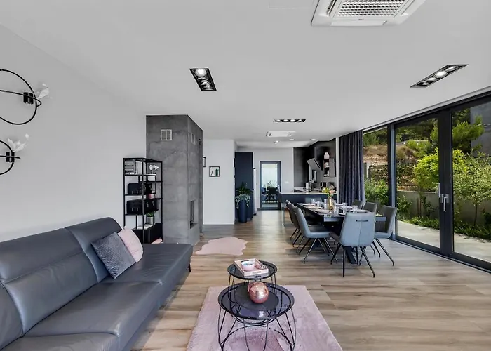 Grace 2 Luxury In Makarska, Private Pool Villa Makarska